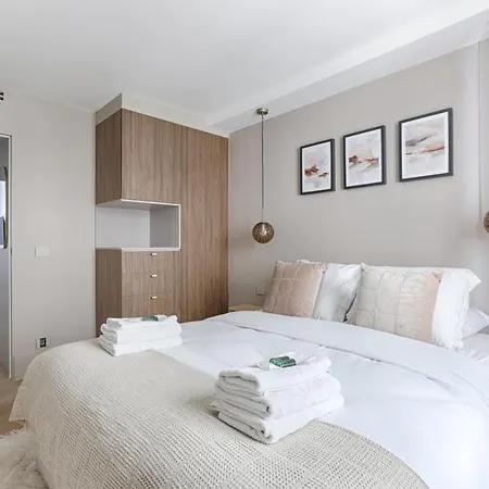Appartement Unique Luxury Parisian Flat 2br/6p -champs Elysées