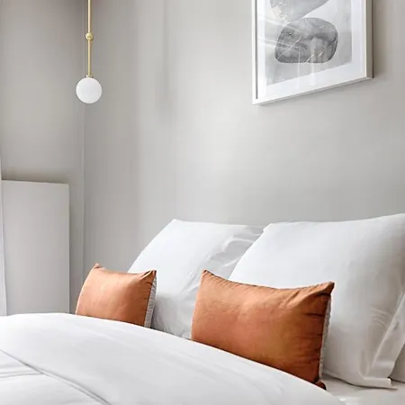 Unique Luxury Parisian Flat 2br/6p -champs Elysees Апартаменты Париж