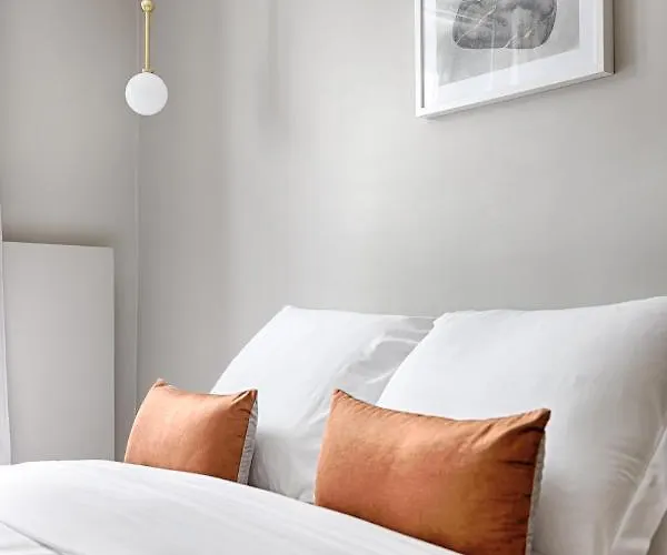Unique Luxury Parisian Flat 2br/6p -champs Elysees Lejlighed Paris